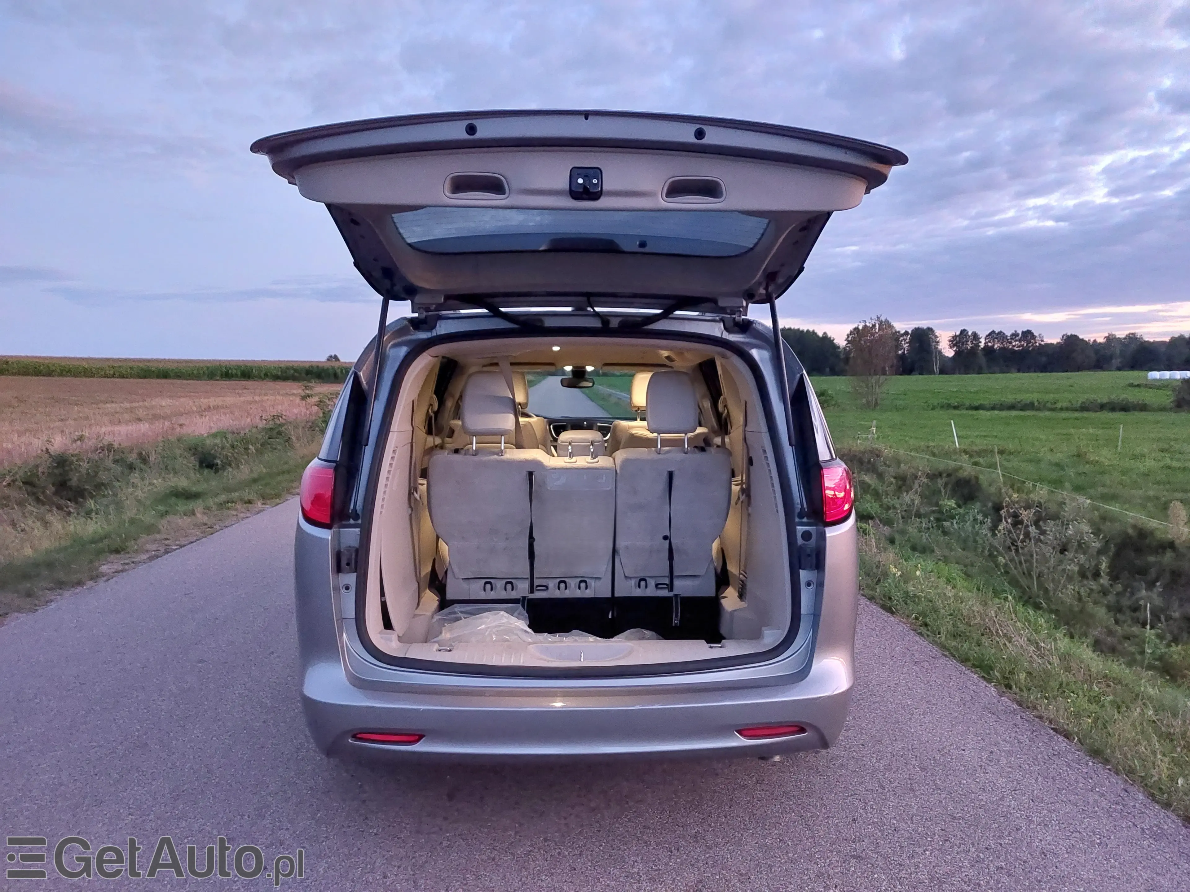 CHRYSLER VOYAGER PACIFICA 