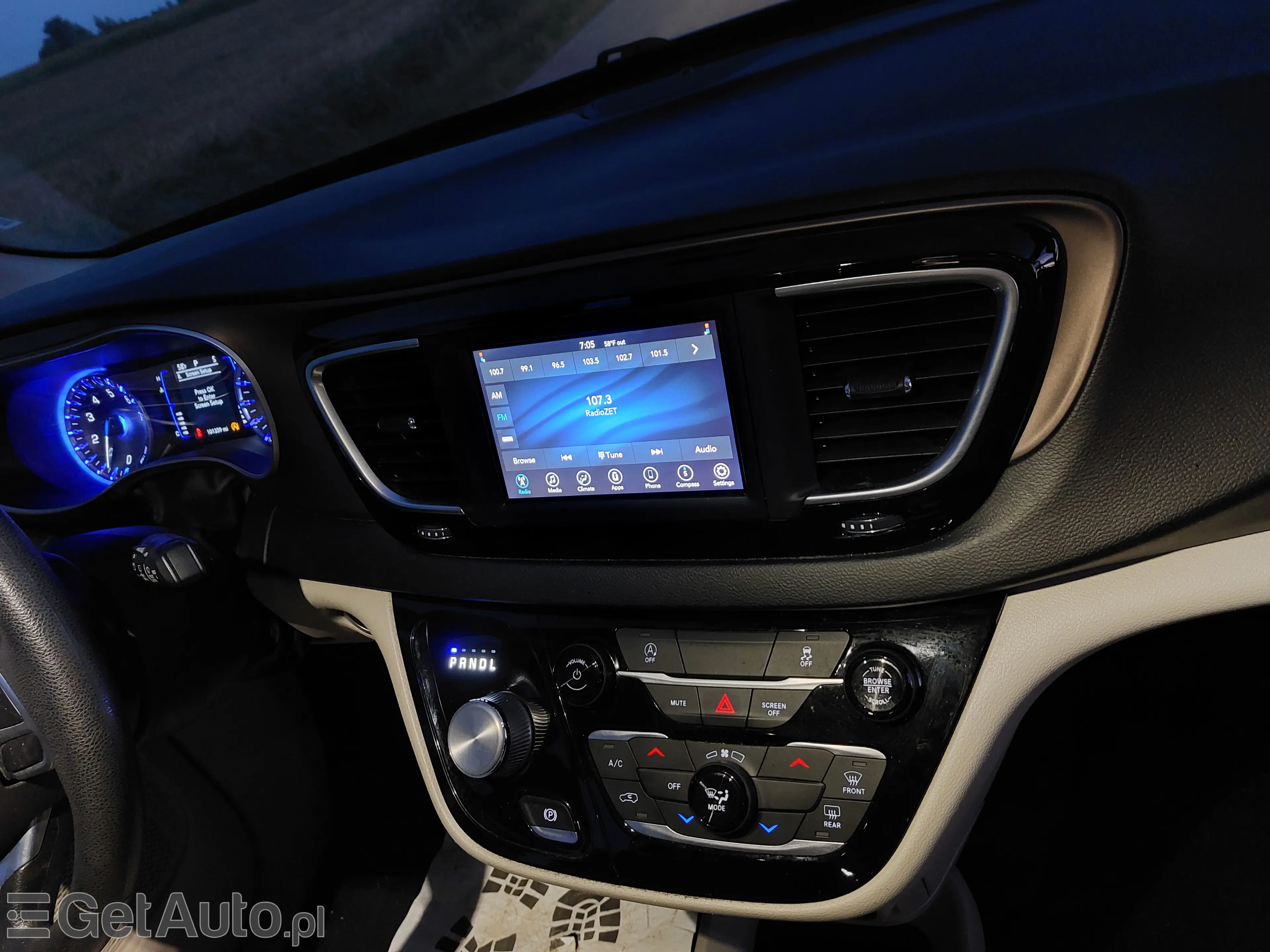 CHRYSLER VOYAGER PACIFICA 