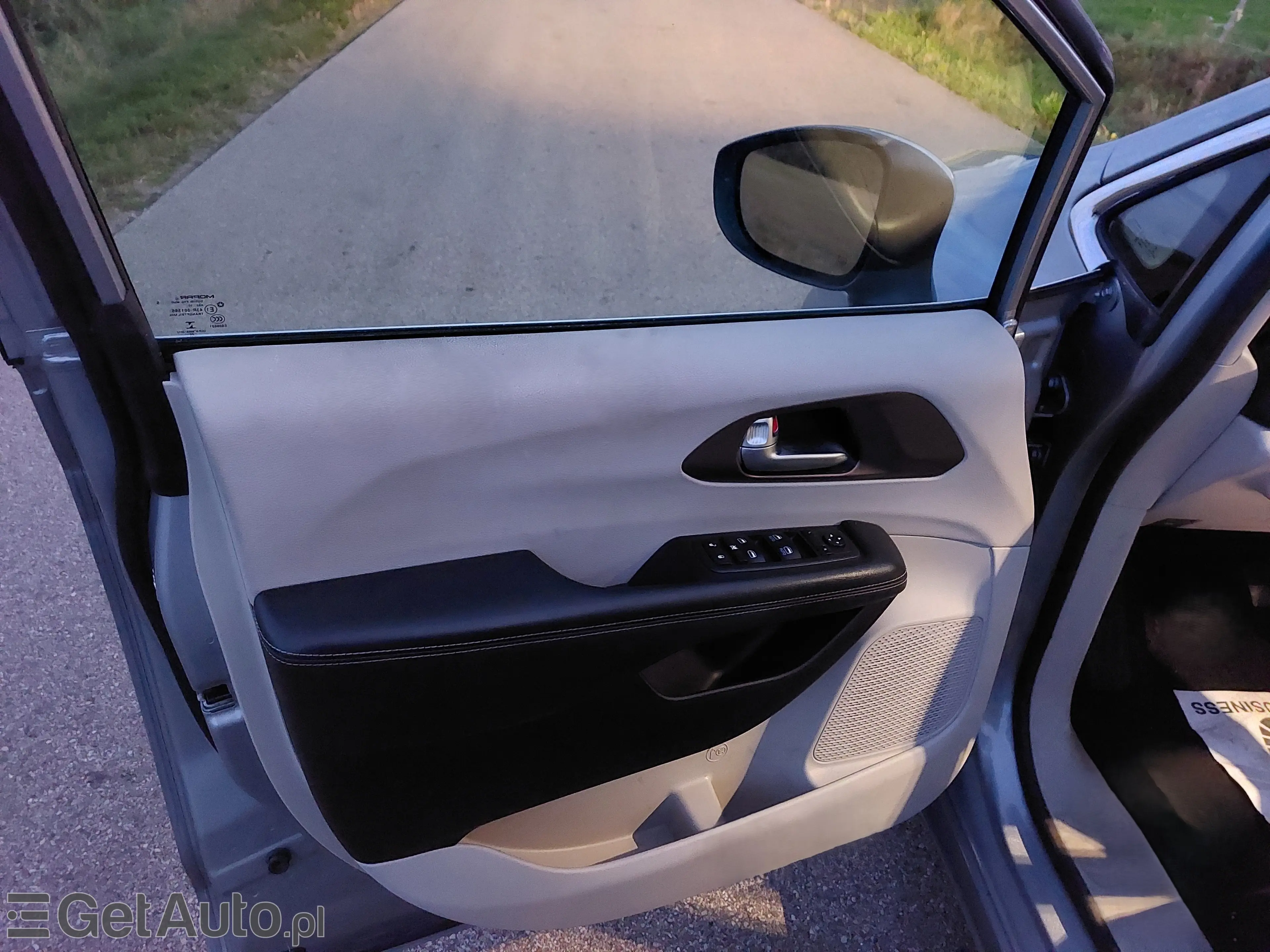 CHRYSLER VOYAGER PACIFICA 