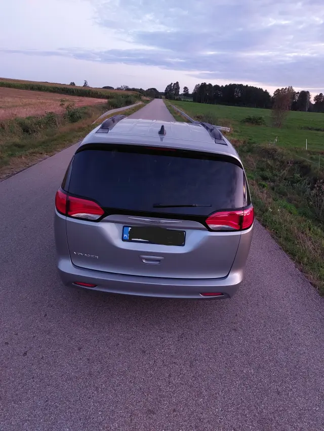 CHRYSLER VOYAGER PACIFICA 