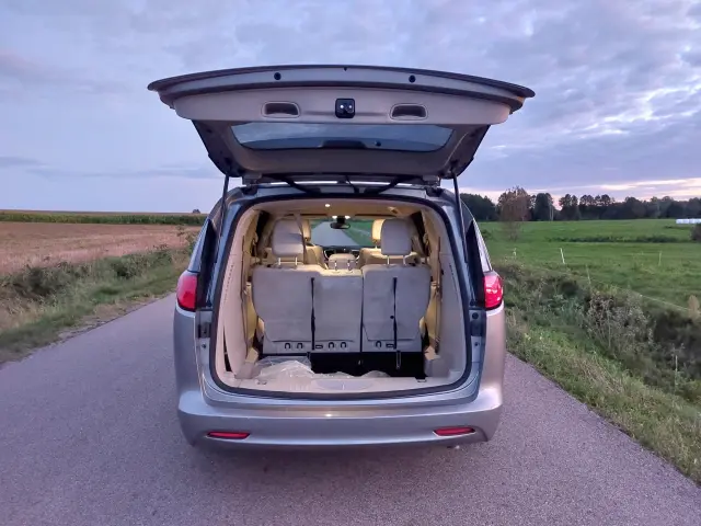 CHRYSLER VOYAGER PACIFICA 