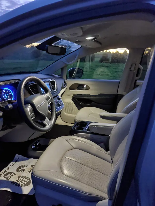 CHRYSLER VOYAGER PACIFICA 