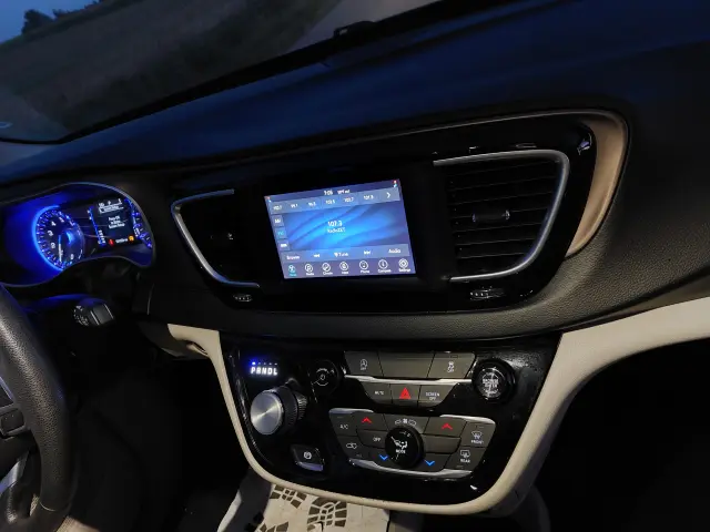 CHRYSLER VOYAGER PACIFICA 