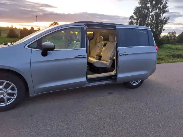 CHRYSLER VOYAGER PACIFICA 