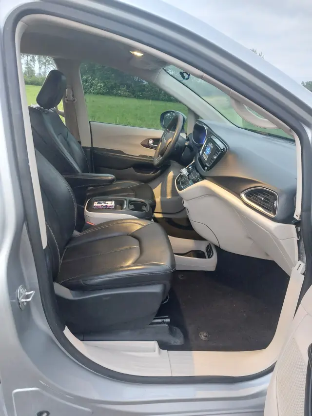 CHRYSLER Pacifica Limited Aut.
