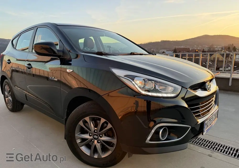 HYUNDAI Ix35 1.6 2WD blue Trend