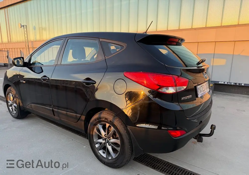 HYUNDAI Ix35 1.6 2WD blue Trend