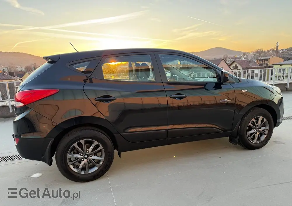 HYUNDAI Ix35 1.6 2WD blue Trend