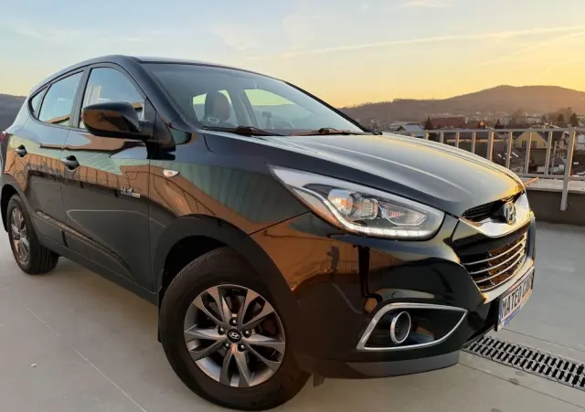 HYUNDAI Ix35 1.6 2WD blue Trend