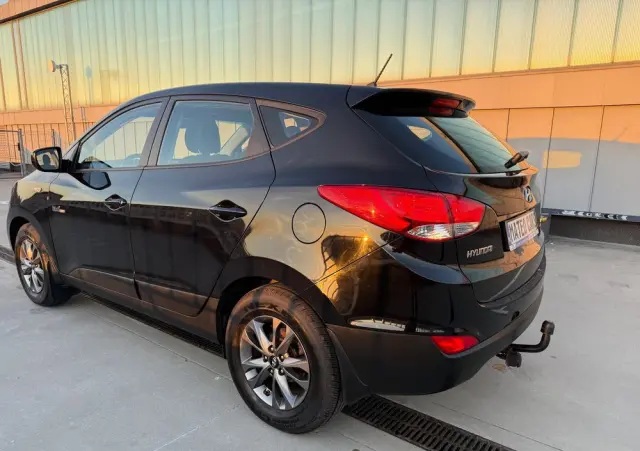HYUNDAI Ix35 1.6 2WD blue Trend