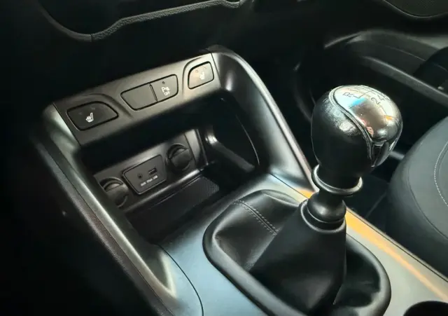 HYUNDAI Ix35 1.6 2WD blue Trend