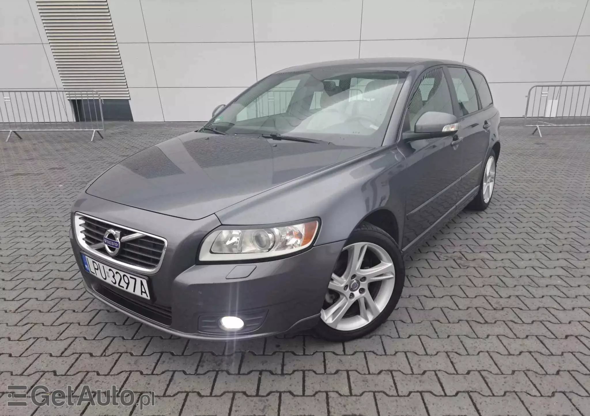 VOLVO V50 D2 Summum