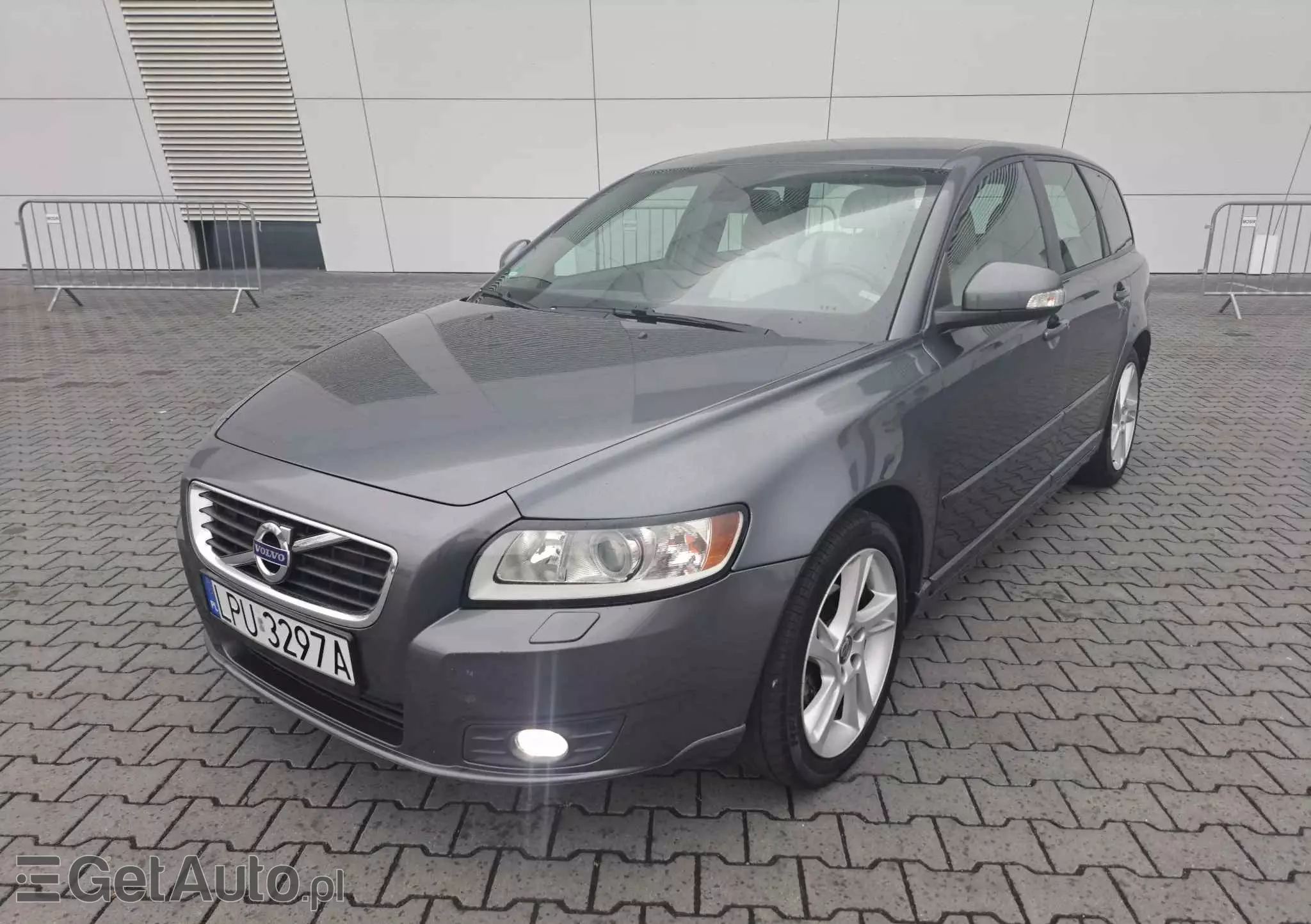 VOLVO V50 D2 Summum