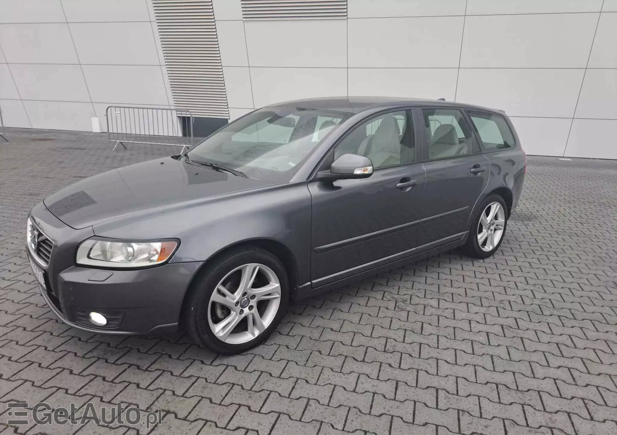 VOLVO V50 D2 Summum
