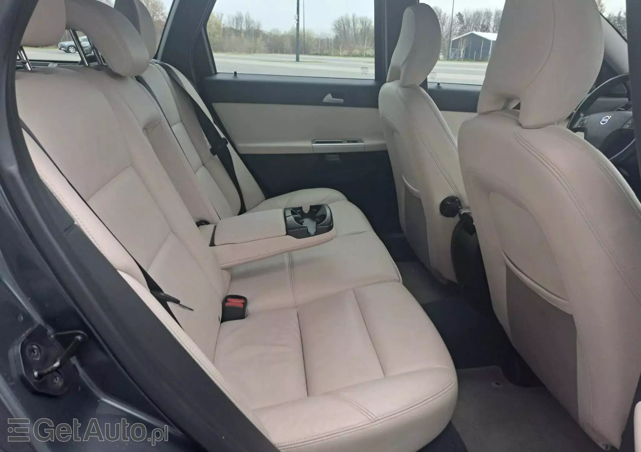 VOLVO V50 D2 Summum