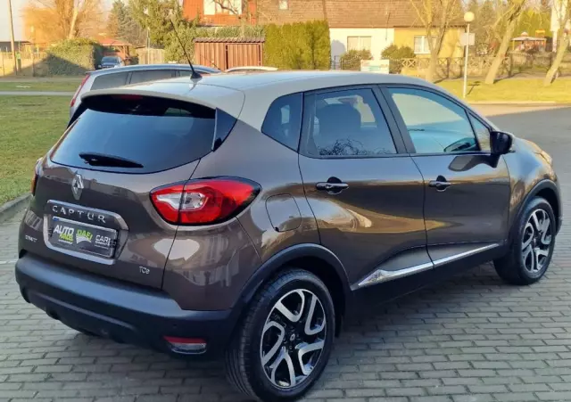 RENAULT Captur 