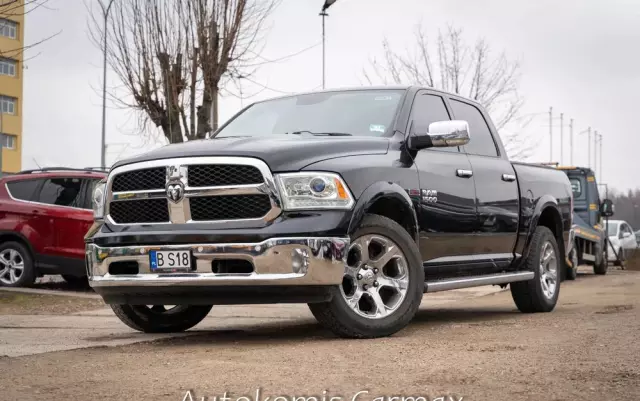 RAM 1500 Crew Cab Laramie