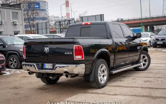 RAM 1500 Crew Cab Laramie