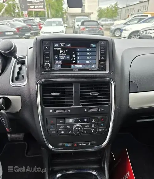 DODGE Grand Caravan 