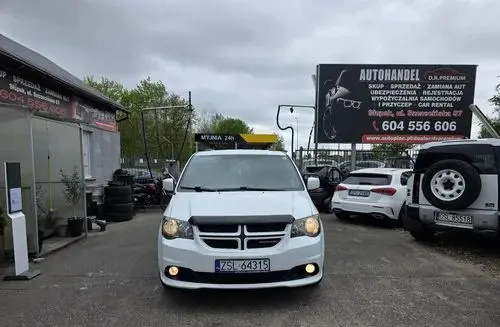 DODGE Grand Caravan 