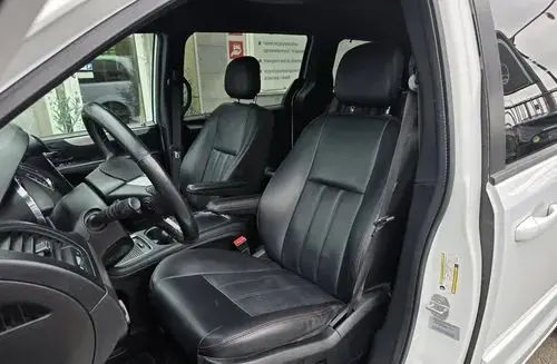 DODGE Grand Caravan 