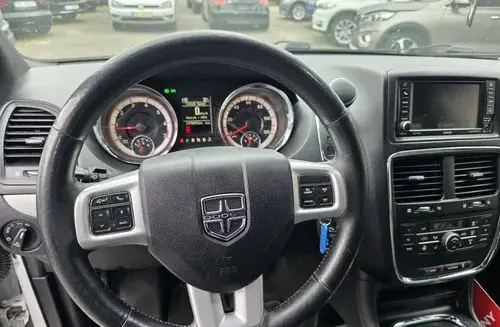 DODGE Grand Caravan 
