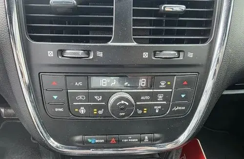 DODGE Grand Caravan 