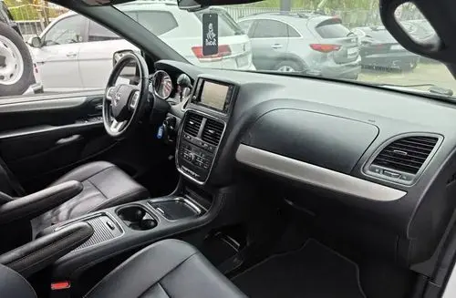 DODGE Grand Caravan 