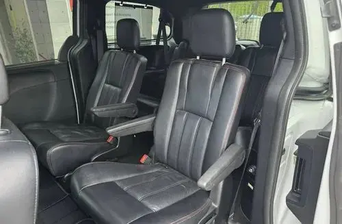 DODGE Grand Caravan 