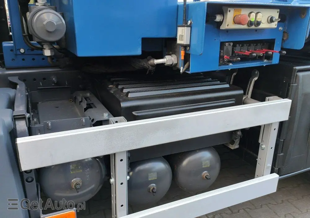 VOLVO FM 410 E5 Bramowiec Hakowiec 6x2 Oś Skrętna / Podnoszona Automat 