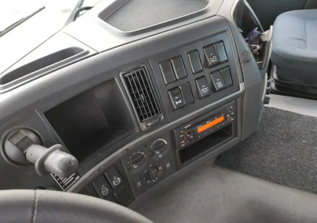 VOLVO FM 410 E5 Bramowiec Hakowiec 6x2 Oś Skrętna / Podnoszona Automat 