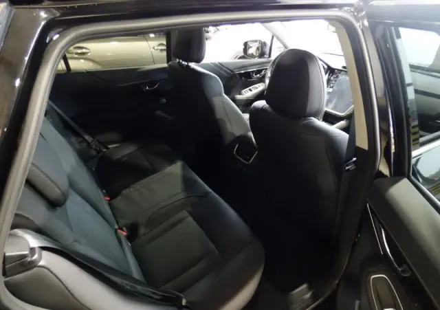 SUBARU Outback 2.5i Business Edition (EyeSight) Lineartronic