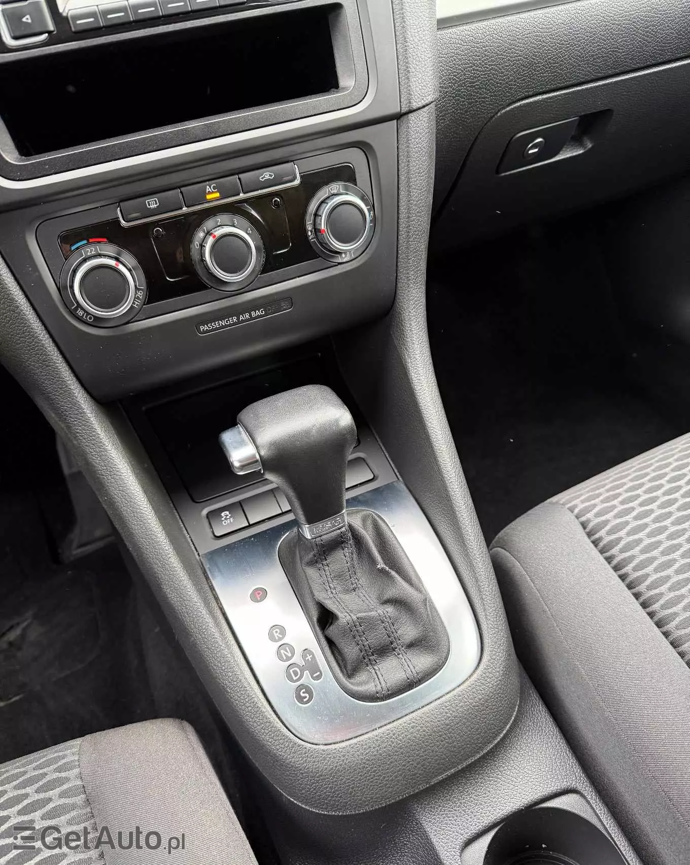 VOLKSWAGEN Golf 1.4 TSI DSG Comfortline