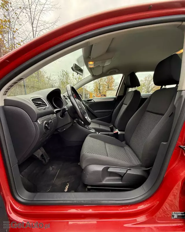 VOLKSWAGEN Golf 1.4 TSI DSG Comfortline