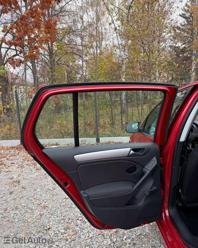 VOLKSWAGEN Golf 1.4 TSI DSG Comfortline