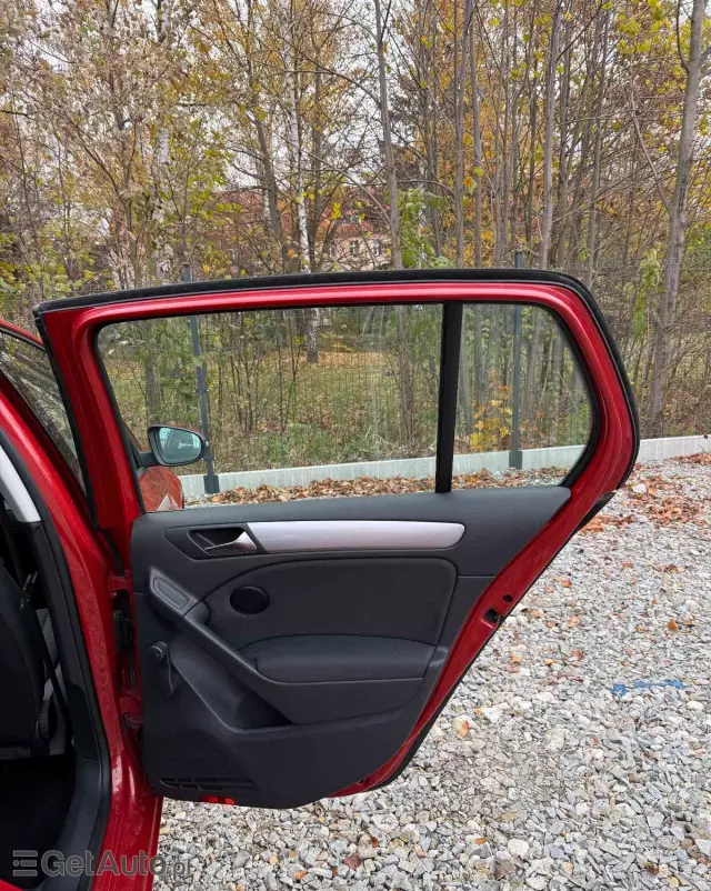 VOLKSWAGEN Golf 1.4 TSI DSG Comfortline