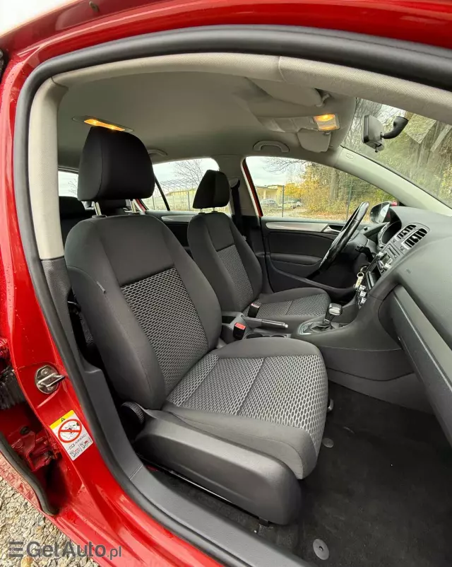 VOLKSWAGEN Golf 1.4 TSI DSG Comfortline