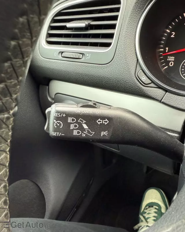 VOLKSWAGEN Golf 1.4 TSI DSG Comfortline