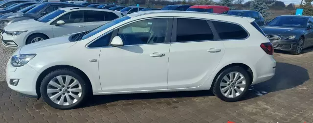 OPEL Astra 2.0 CDTI (160 KM)