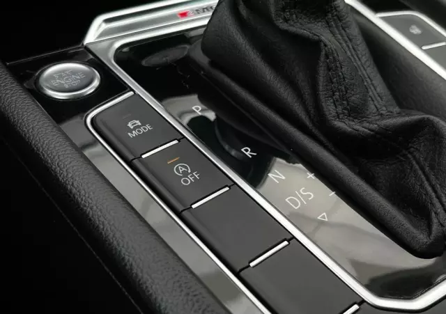 VOLKSWAGEN Passat 2.0 TDI Bi-Turbo BMT 4Mot Highline DSG