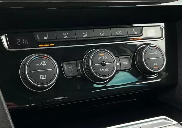 VOLKSWAGEN Passat 2.0 TDI Bi-Turbo BMT 4Mot Highline DSG