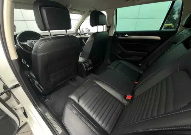 VOLKSWAGEN Passat 2.0 TDI Bi-Turbo BMT 4Mot Highline DSG
