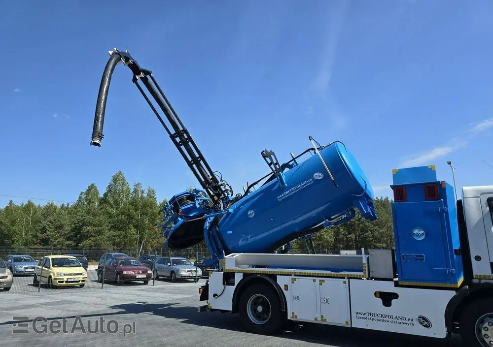 RENAULT WUKO RIVARD do zbierania odpadów płynnych separatorów 