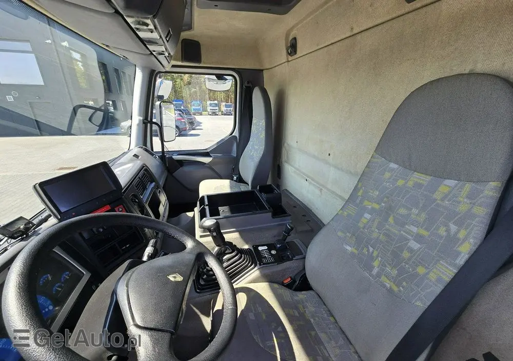 RENAULT WUKO RIVARD do zbierania odpadów płynnych separatorów 