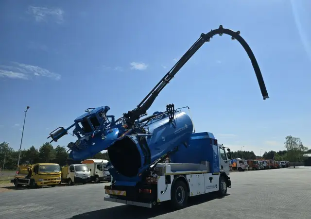 RENAULT WUKO RIVARD do zbierania odpadów płynnych separatorów 