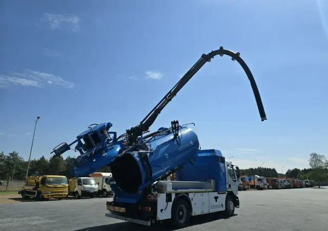 RENAULT WUKO RIVARD do zbierania odpadów płynnych separatorów 