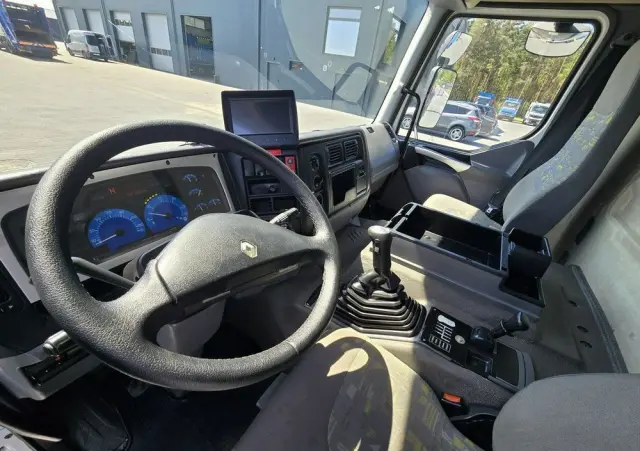 RENAULT WUKO RIVARD do zbierania odpadów płynnych separatorów 