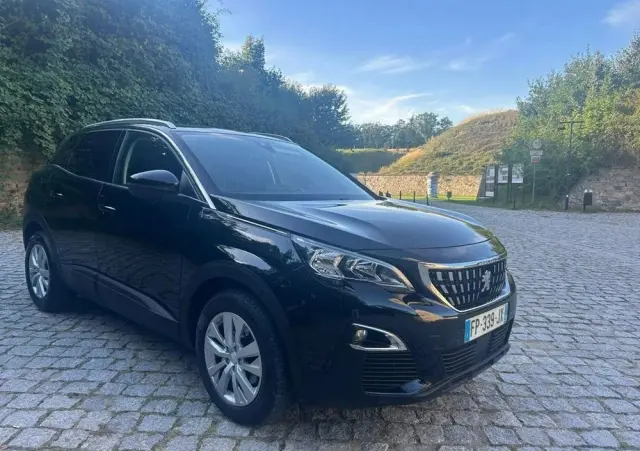 PEUGEOT 3008 1.2 PureTech Active Pack S&S