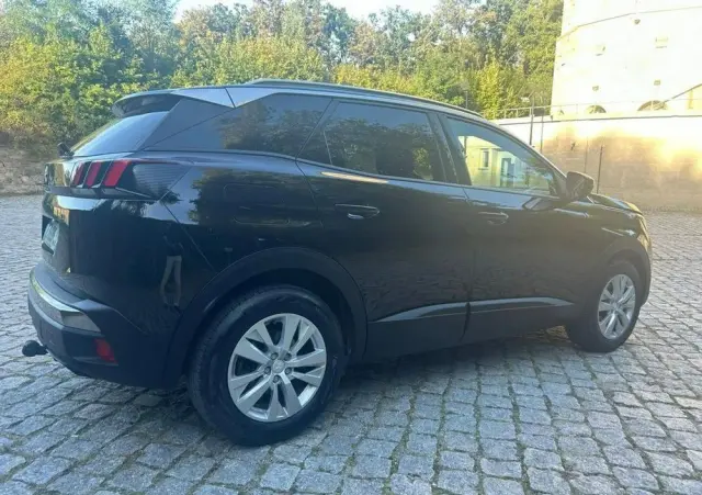 PEUGEOT 3008 1.2 PureTech Active Pack S&S