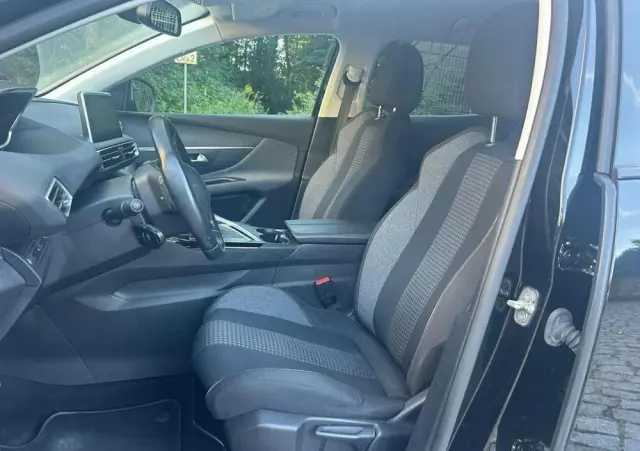 PEUGEOT 3008 1.2 PureTech Active Pack S&S